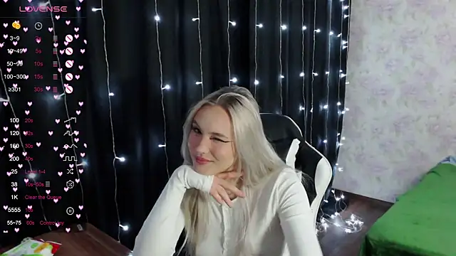 VikaPowers online show from February 2025 10:48:01 PM