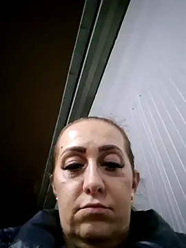 AvaLloyd online show from January 2025 04:17:02 PM