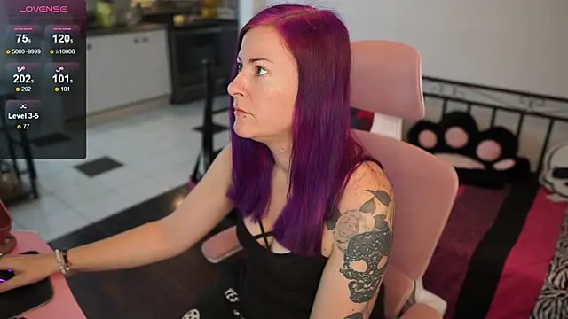 Snapshot of gennyrock chatting on December 2024 01:42:02 PM gennyrock online show from December 2024 01:42:02 PM