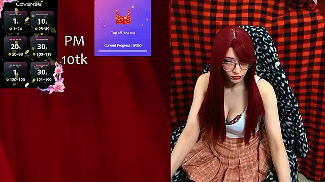 ElliMoor online show from November 2025 08:35:01 AM