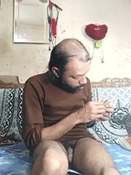 BadBoySmoker7070 online show from January 2026 07:05:02 PM