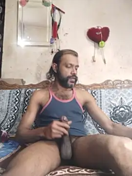 BadBoySmoker7070 online show from February 2026 10:13:01 PM