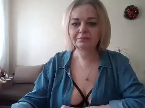 Snapshot of SofiyaPetrova chatting on February 2025 08:49:02 AM SofiyaPetrova online show from February 2025 08:49:02 AM