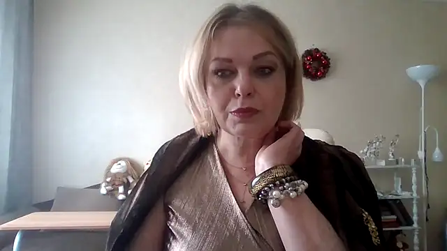 SofiyaPetrova online show from April 2026 11:10:02 AM