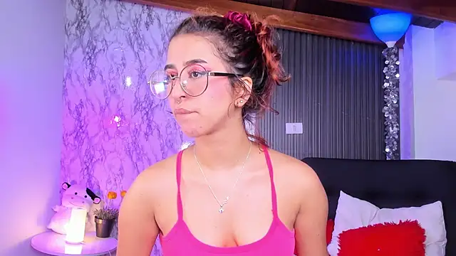 chloe blue online show from March 2025 11:40:02 AM