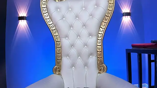 Santa Cooper  online show from October 2025 03:10:02 AM