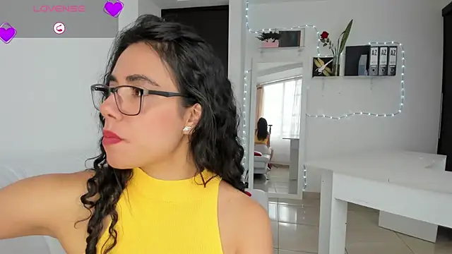 susana monroy online show from February 2026 08:34:01 PM