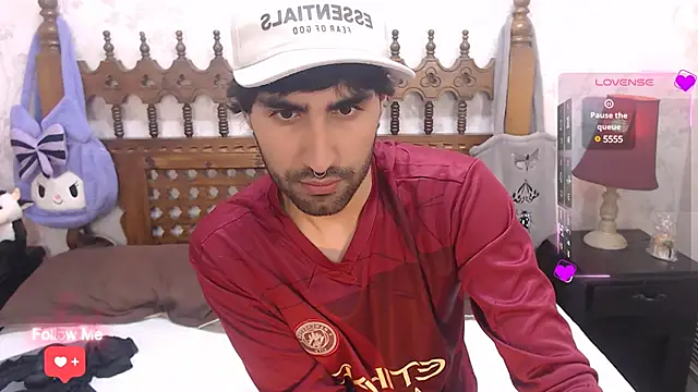 Snapshot of MilanZaire chatting on March 2025 01:12:01 AM MilanZaire online show from March 2025 01:12:01 AM