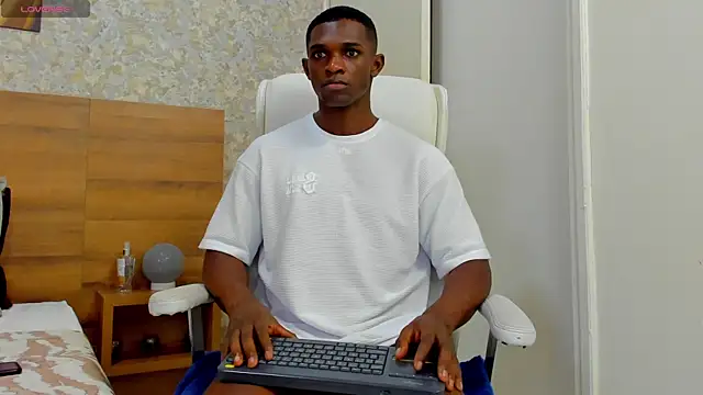 nicolaskan online show from December 2024 12:54:02 PM