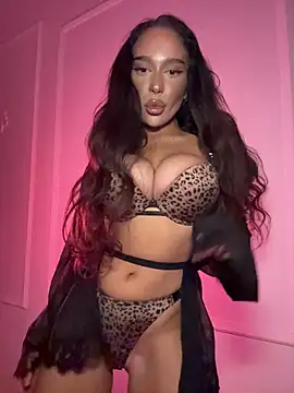 Snapshot of CardiSweetBaby chatting on February 2026 08:38:02 PM CardiSweetBaby online show from February 2026 08:38:02 PM