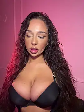 Snapshot of CardiSweetBaby chatting on February 2026 08:07:01 PM CardiSweetBaby online show from February 2026 08:07:01 PM