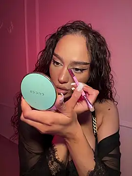 Snapshot of CardiSweetBaby chatting on March 2026 04:11:02 PM CardiSweetBaby online show from March 2026 04:11:02 PM