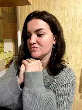 Karolina llove online show from December 2024 06:49:02 PM