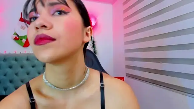 Snapshot of lina_bedoya_ chatting on December 2024 11:49:02 AM lina bedoya online show from December 2024 11:49:02 AM