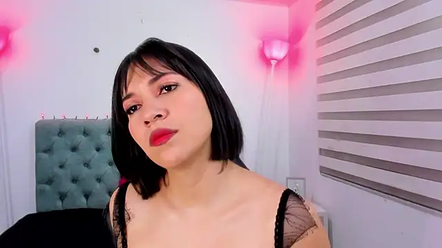 Snapshot of lina_bedoya_ chatting on January 2025 11:46:01 AM lina bedoya online show from January 2025 11:46:01 AM