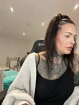 AileenInkOfficial online show from December 2024 12:57:02 PM