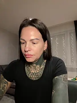 AileenInkOfficial online show from January 2025 04:22:02 AM