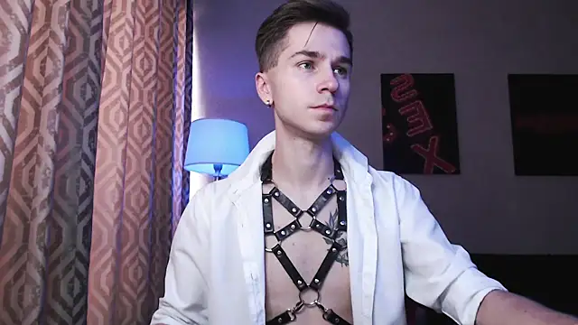 Snapshot of Joseph__Quinn chatting on October 2025 04:02:02 AM Joseph Quinn online show from October 2025 04:02:02 AM