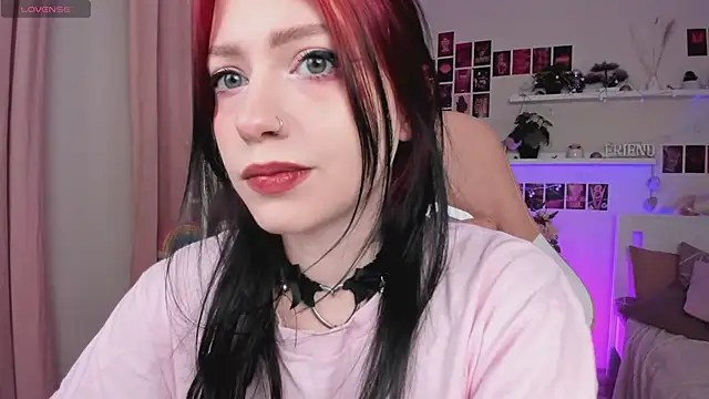 arielabradberry online show from February 2025 03:49:01 PM