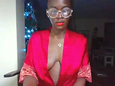 Snapshot of cutesmiling chatting on December 2024 01:34:02 AM cutesmiling online show from December 2024 01:34:02 AM