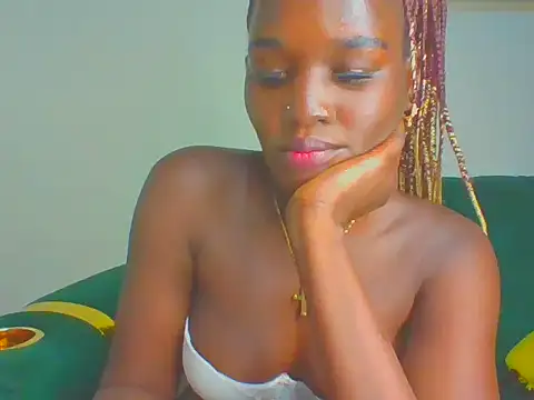cutesmiling online show from June 2026 11:58:01 AM