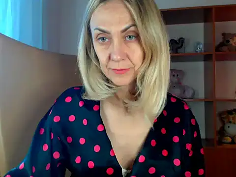 Tanya6547 online show from October 2025 10:38:01 AM