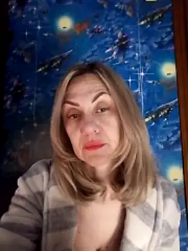 Tanya6547 online show from April 2026 05:32:02 PM