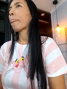 Snapshot of Angel_Perv chatting on March 2025 09:06:02 AM Angel Perv online show from March 2025 09:06:02 AM
