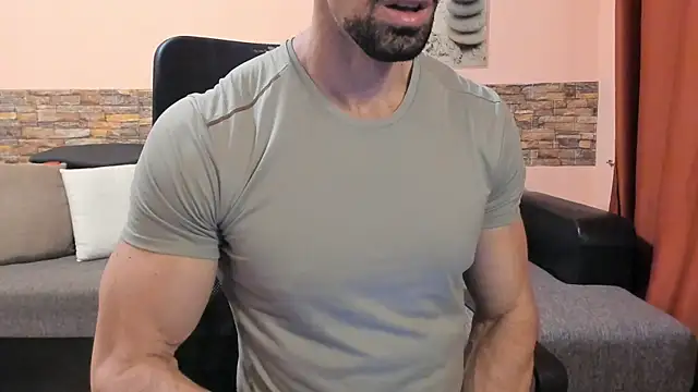 HotHunkTrainer online show from June 2026 08:22:02 AM