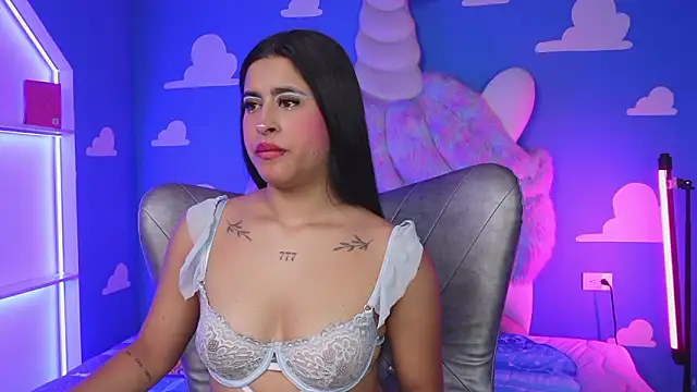 miss romyna online show from March 2026 11:16:01 AM