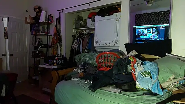 Snapshot of badboybrad11 chatting on October 2025 01:02:02 AM badboybrad11 online show from October 2025 01:02:02 AM