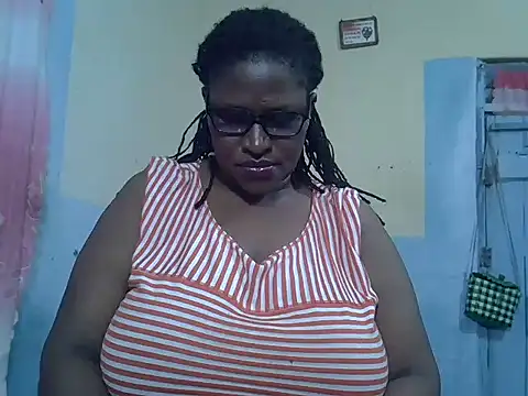 Snapshot of sexy_bigboobss chatting on October 2025 05:20:02 PM sexy bigboobss online show from October 2025 05:20:02 PM