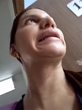 AnthonelaDuque online show from October 2025 11:40:01 AM