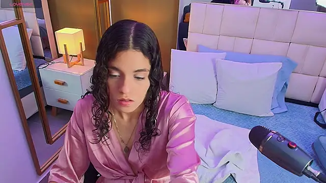 anahi maite online show from February 2025 07:51:01 PM