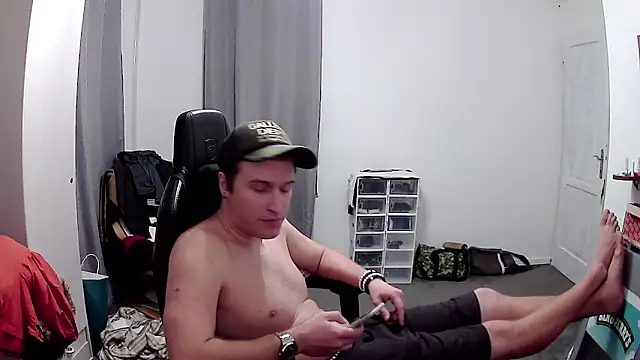 PKrisztian online show from May 2026 11:02:02 PM