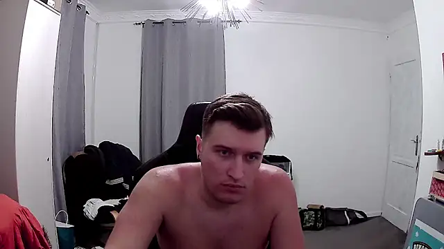 PKrisztian online show from May 2026 06:58:01 PM
