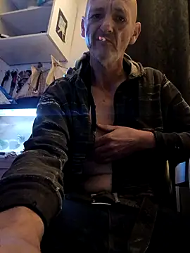 peterbi45 online show from October 2025 04:13:01 AM