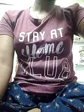 rituporna2004 online show from February 2025 11:58:02 PM