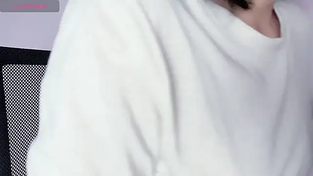 Snapshot of Baenee chatting on October 2025 07:19:02 PM Baenee online show from October 2025 07:19:02 PM