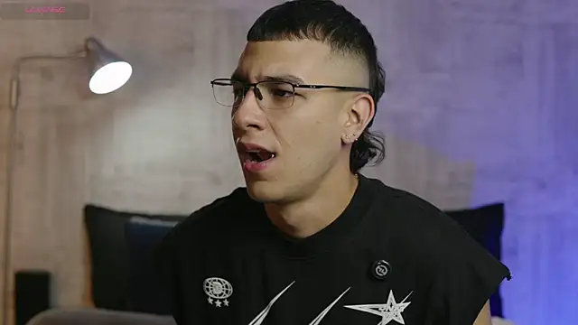 SymonPrince online show from February 2026 11:52:01 PM