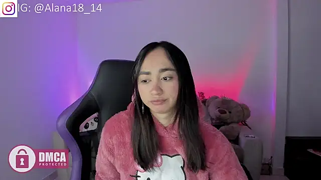 Alana Pherson online show from November 2025 06:34:01 AM