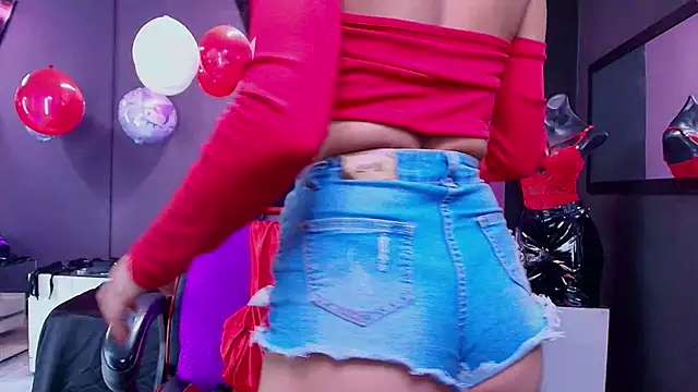 Snapshot of Juliet_Nasty chatting on February 2025 06:51:02 PM Juliet Nasty online show from February 2025 06:51:02 PM