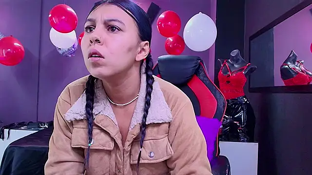 Snapshot of Juliet_Nasty chatting on February 2025 12:43:02 PM Juliet Nasty online show from February 2025 12:43:02 PM