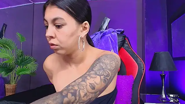 Snapshot of Juliet_Nasty chatting on September 2025 12:50:02 PM Juliet Nasty online show from September 2025 12:50:02 PM