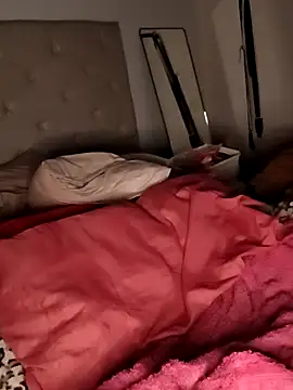 ConeNella online show from November 2025 01:48:02 AM