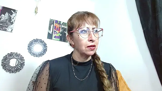 Snapshot of Wiktoria_Brownx chatting on March 2025 03:59:02 AM Wiktoria Brownx online show from March 2025 03:59:02 AM