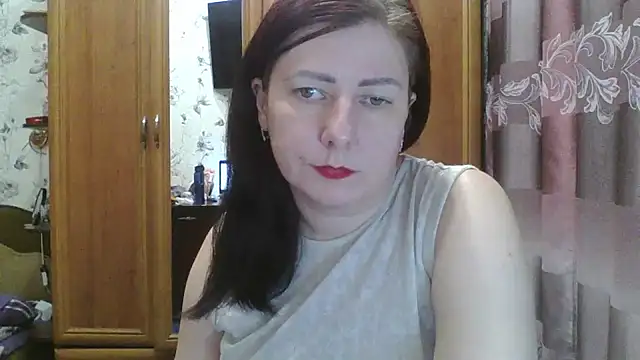 Snapshot of SophieNightAh chatting on January 2025 05:30:01 PM SophieNightAh online show from January 2025 05:30:01 PM