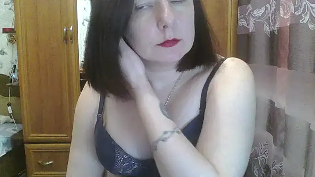 Snapshot of SophieNightAh chatting on March 2025 07:02:01 PM SophieNightAh online show from March 2025 07:02:01 PM