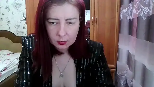 SophieNightAh online show from May 2026 01:18:01 PM
