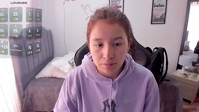 Snapshot of Amy_joones chatting on March 2025 01:28:01 PM Amy joones online show from March 2025 01:28:01 PM